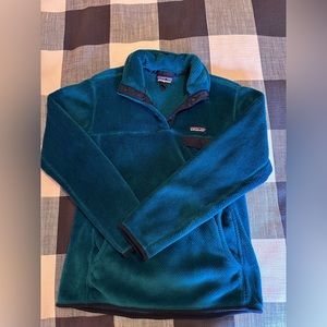 Blue Patagonia Pull over Fleece Jacket NEVER WORN BEFORE